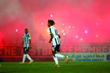la Ligue inflige 358 millions d’amende, 14 clubs sanctionnés, le Mouloudia y échappe