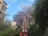 24H pour venir à bout de l’incendie : une usine de couches ravagée à Alger