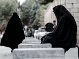 Diffamations contre une femme en niqab : la justice sanctionne sévèrement les accusés