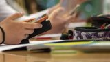 Challenge « Paracétamol », dérives en classe… 6 pratiques dangereuses dénoncées par le ministère