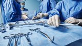 Prouesse médicale à Alger : une tumeur géante de 14 kg retirée d’un enfant