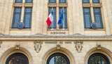 De 200 à 4 000 € : la hausse des frais d’inscription pour les étudiants étrangers fait polémique (…)